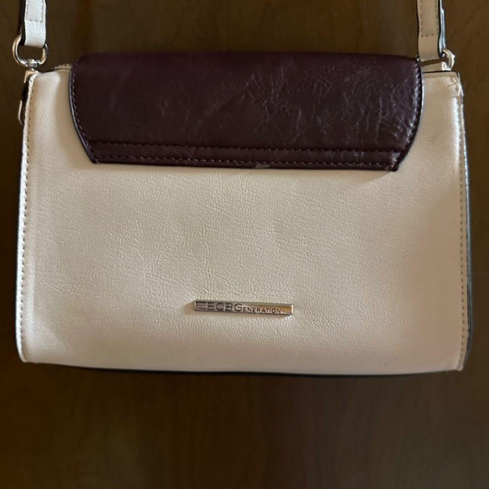 BCBGeneration Crossbody Bag | Two-tone Sling Handbag | Chocolate Cream Purse